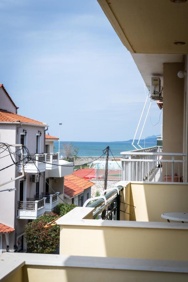 Koulas Luxury Apart By Homebrain Alexandrópolis Exterior foto